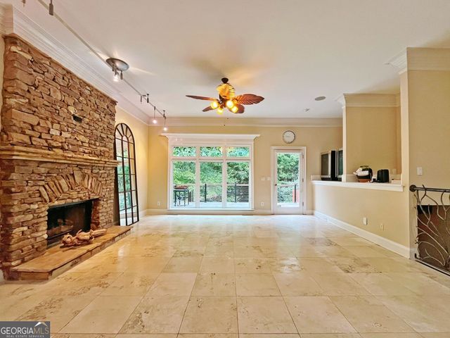 6709 Wooded Cove Court, Flowery Branch, GA 30542