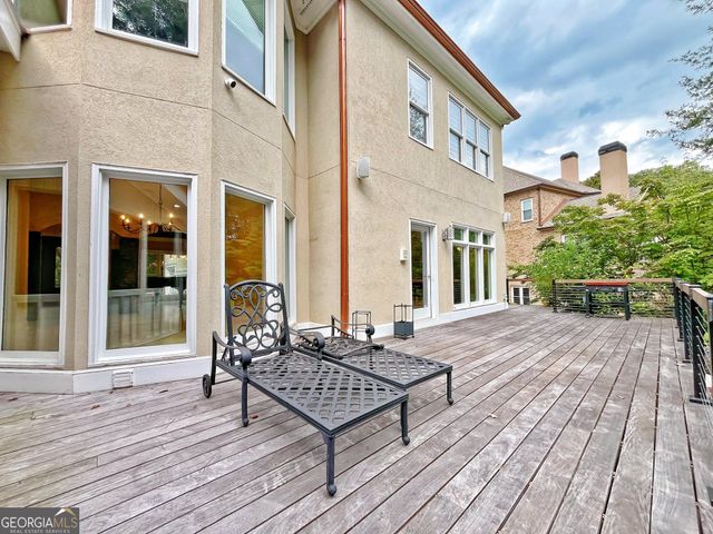 6709 Wooded Cove Court, Flowery Branch, GA 30542