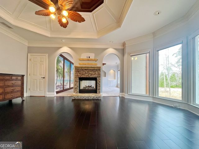 6709 Wooded Cove Court, Flowery Branch, GA 30542