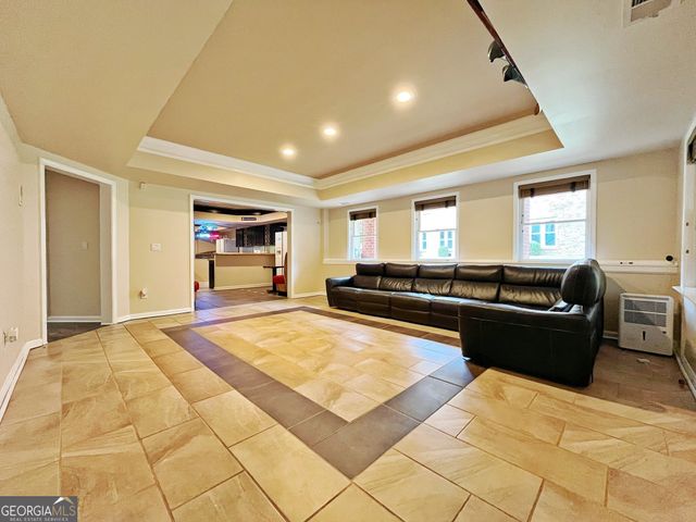 6709 Wooded Cove Court, Flowery Branch, GA 30542