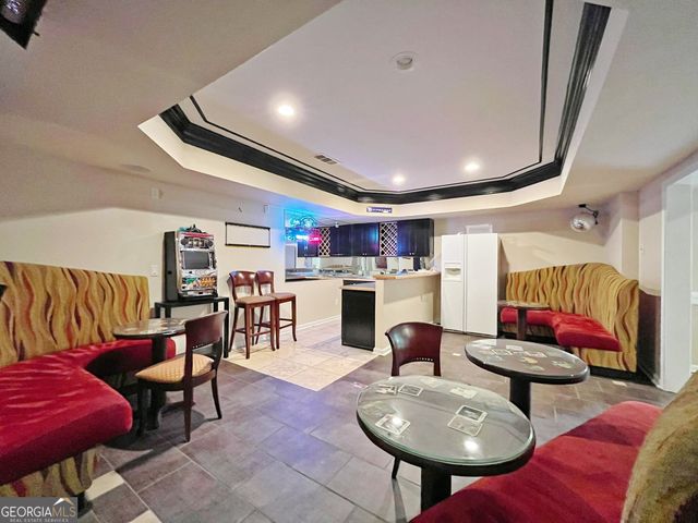 6709 Wooded Cove Court, Flowery Branch, GA 30542