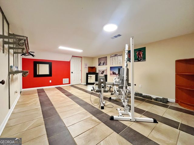 6709 Wooded Cove Court, Flowery Branch, GA 30542