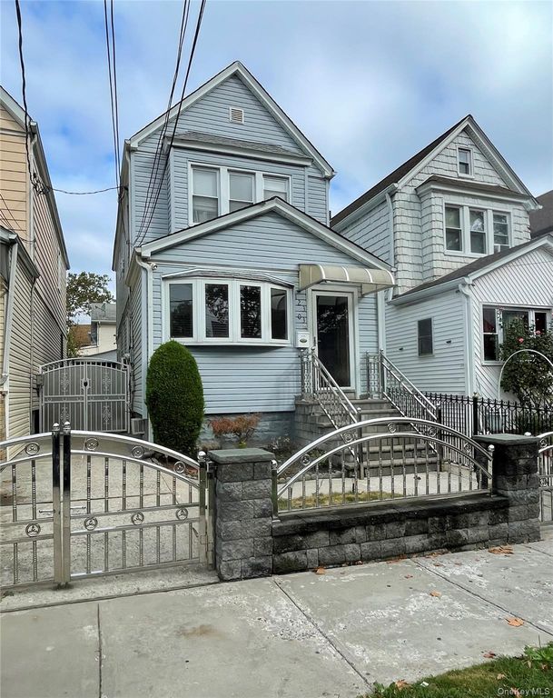 123-03 111 Avenue, South Ozone Park, NY 11420 — photo 2