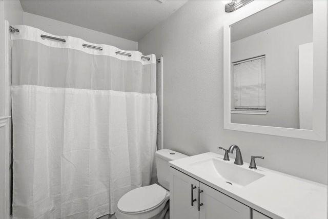 281 Leonardo ST, Kyle, TX 78640