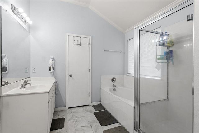 281 Leonardo ST, Kyle, TX 78640