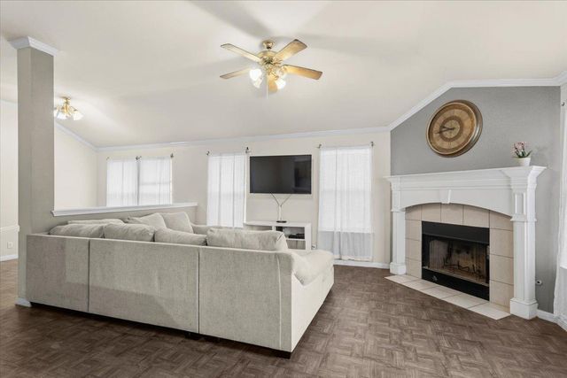 281 Leonardo ST, Kyle, TX 78640