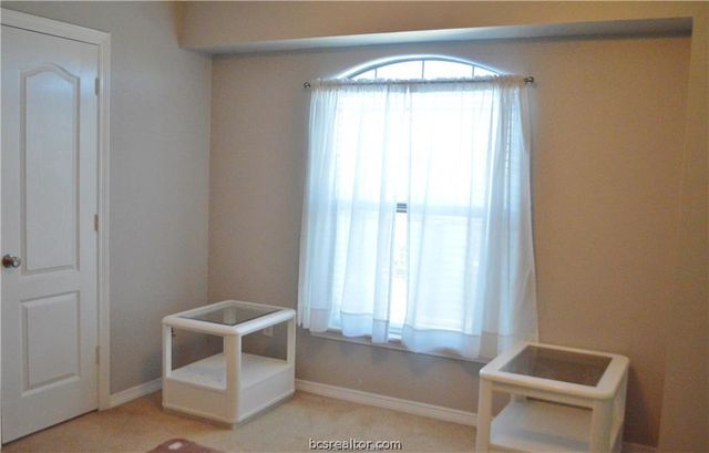 1000 Spring Loop 1604, College Station, TX 77840
