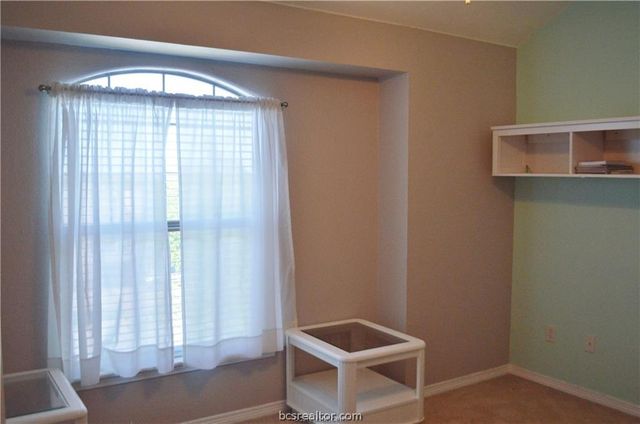 1000 Spring Loop 1604, College Station, TX 77840