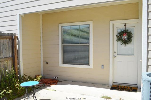 1000 Spring Loop 1604, College Station, TX 77840