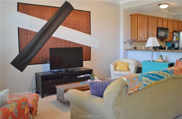 1000 Spring Loop 1604, College Station, TX 77840