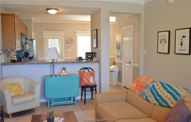 1000 Spring Loop 1604, College Station, TX 77840