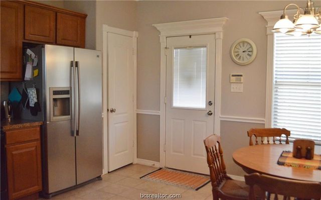 1000 Spring Loop 1604, College Station, TX 77840