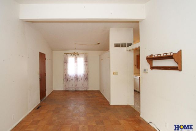 1141 Colony Lane, Lincoln, NE 68505