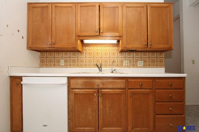 1141 Colony Lane, Lincoln, NE 68505