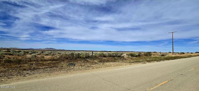 18500 E Avenue S, Palmdale, CA 93591