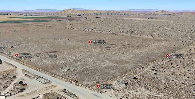 18500 E Avenue S, Palmdale, CA 93591