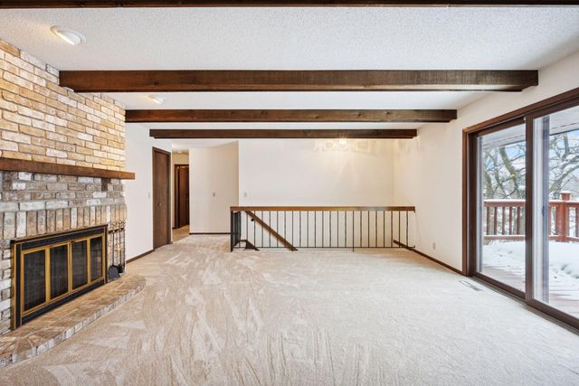 1267 Nursery Hill Lane, Arden Hills, MN 55112