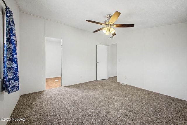 13255 S Hound Dog Road, Vail, AZ 85641