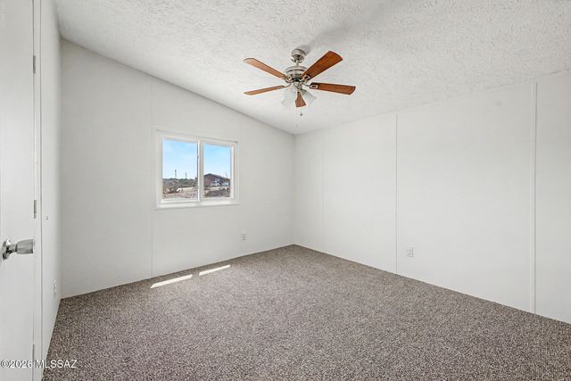13255 S Hound Dog Road, Vail, AZ 85641