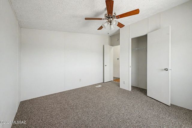 13255 S Hound Dog Road, Vail, AZ 85641