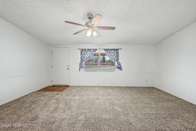13255 S Hound Dog Road, Vail, AZ 85641