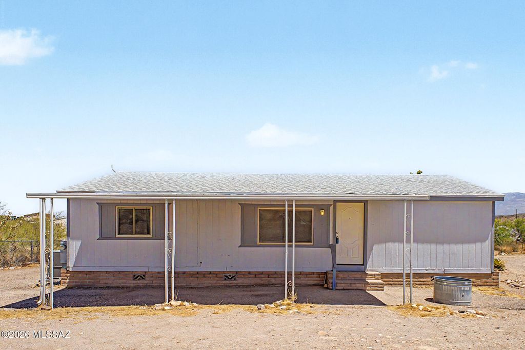 13255 S Hound Dog Road, Vail, AZ 85641