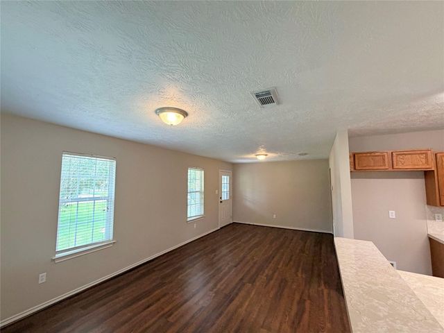 123 Robinson Road, Oyster Creek, TX 77541