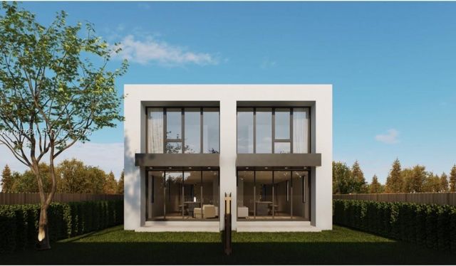 1810 NW 46 B, Miami, FL 33142