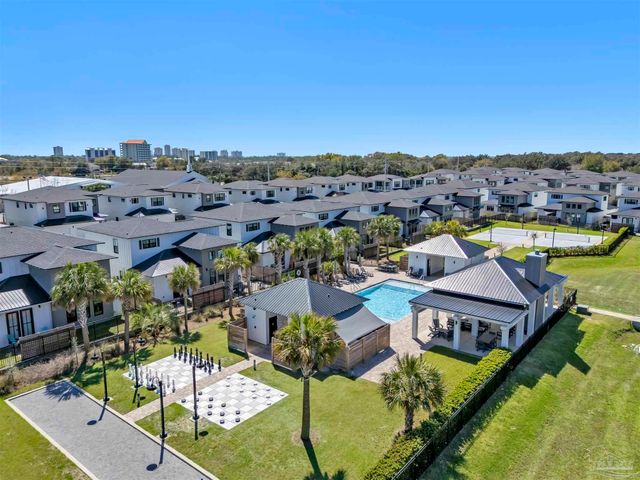 5626 Trout Ln, Pensacola, FL 32507