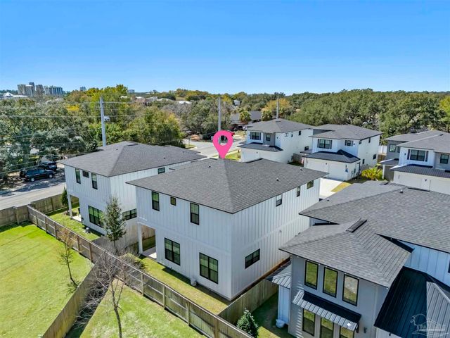 5626 Trout Ln, Pensacola, FL 32507