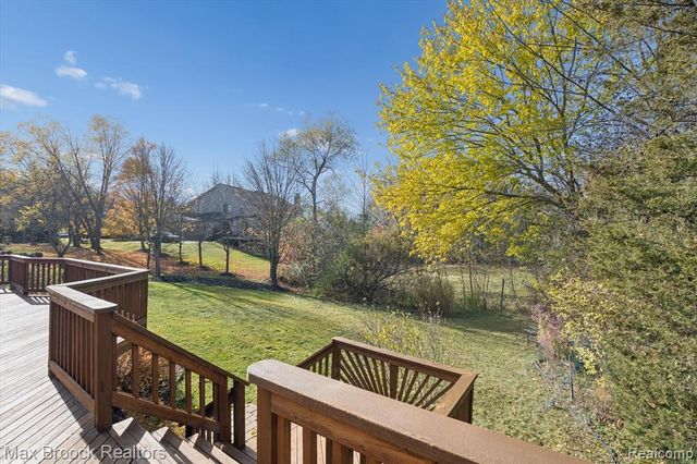 25797 Arcadia Drive, Novi, MI 48374