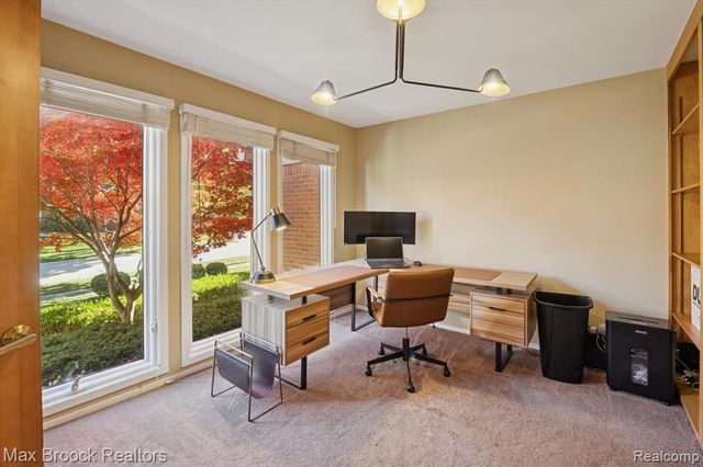 25797 Arcadia Drive, Novi, MI 48374