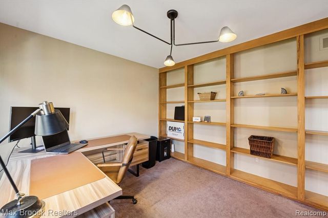 25797 Arcadia Drive, Novi, MI 48374