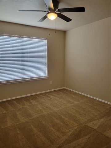 2510 Egret Chase Court, Fresno, TX 77545