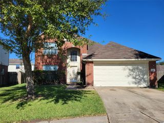 2510 Egret Chase Court, Fresno, TX 77545