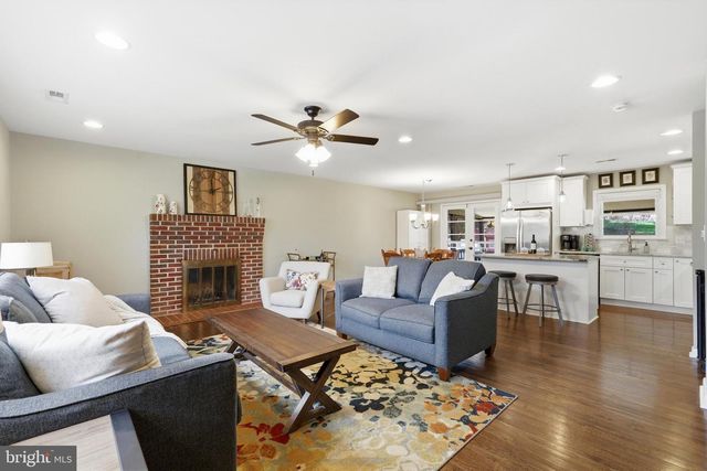 10798 W CRESTVIEW LN, Laurel, MD 20723