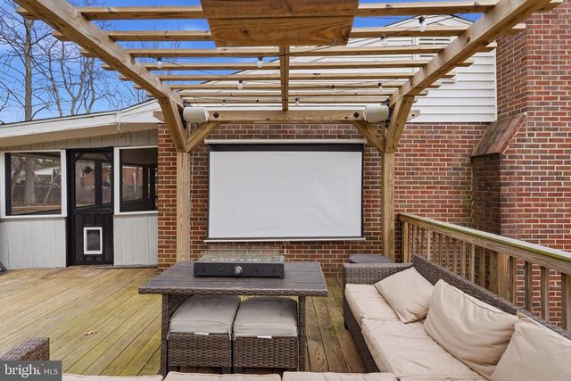 10798 W CRESTVIEW LN, Laurel, MD 20723