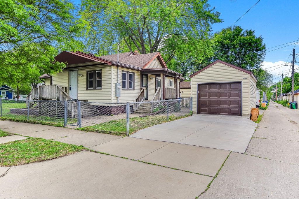 3100 40th Avenue S, Minneapolis, MN 55406
