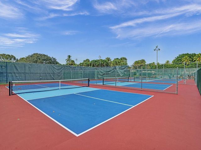 1104 Bahama Bend, Coconut Creek, FL 33066