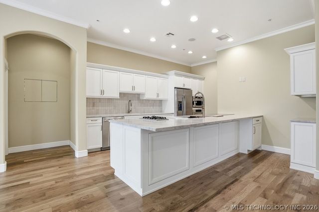 8402 S Nogales Avenue W, Tulsa, OK 74132