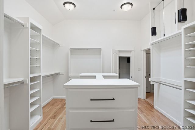 8402 S Nogales Avenue W, Tulsa, OK 74132
