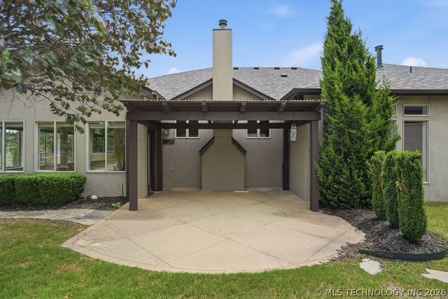 8402 S Nogales Avenue W, Tulsa, OK 74132