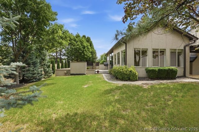 8402 S Nogales Avenue W, Tulsa, OK 74132