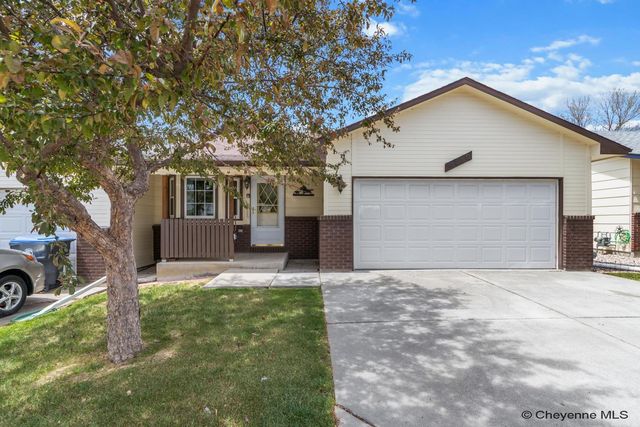 4710 EASY ST, Cheyenne, WY 82009