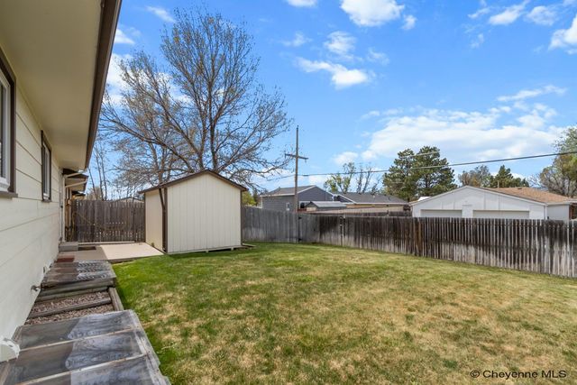 4710 EASY ST, Cheyenne, WY 82009