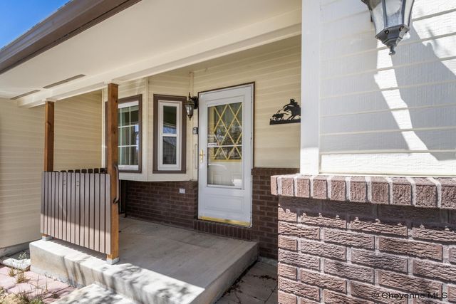 4710 EASY ST, Cheyenne, WY 82009
