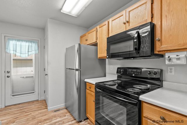 4710 EASY ST, Cheyenne, WY 82009