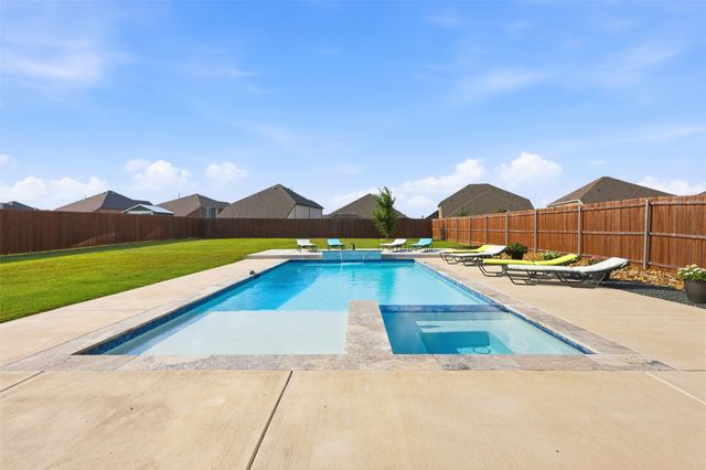 2116 Draco Drive, Haslet, TX 76052