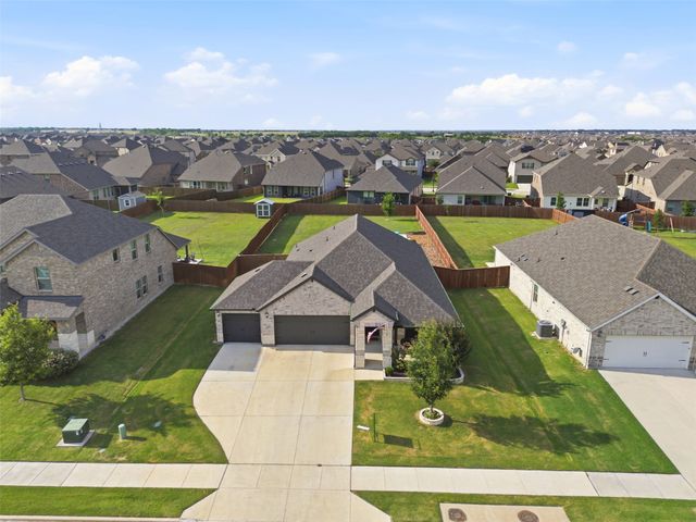 2116 Draco Drive, Haslet, TX 76052