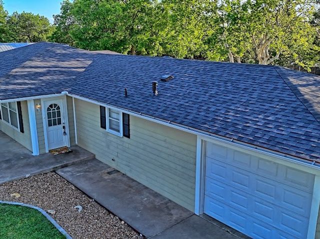 933 N Main Street, Muenster, TX 76252